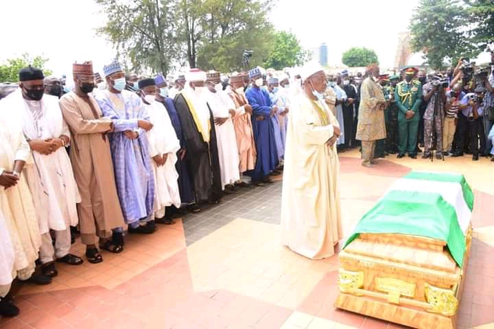 Zulum, Shettima, Kyari join VIPs for funeral of late COAS in Abuja.