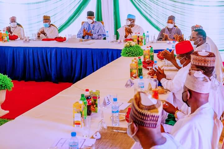 Bagudu leads APC Governors on Sallah homage to Buhari in Daura