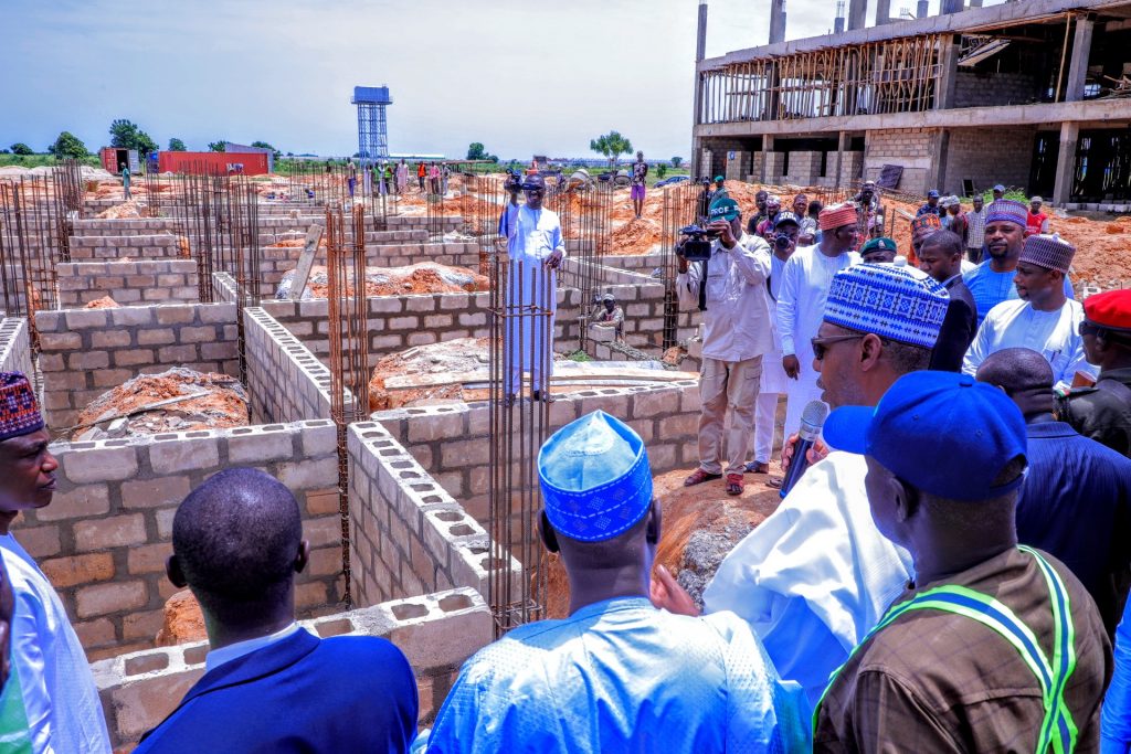 To fast track completion, Zulum visits Borno’s University Teaching Hospital